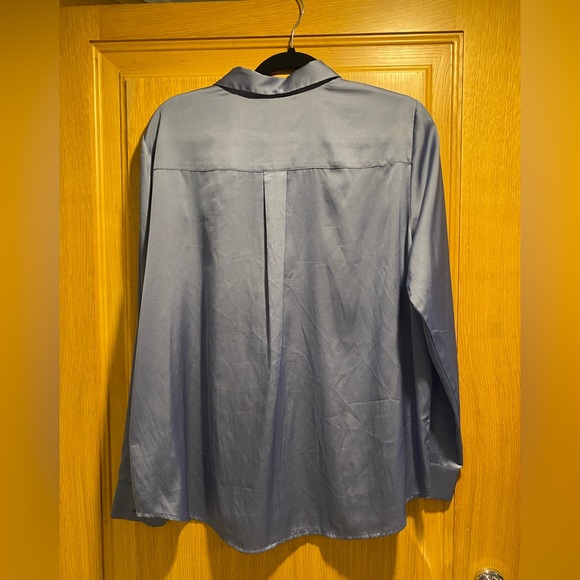 H&M satin dress shirt | 12 - Picture 5 of 5